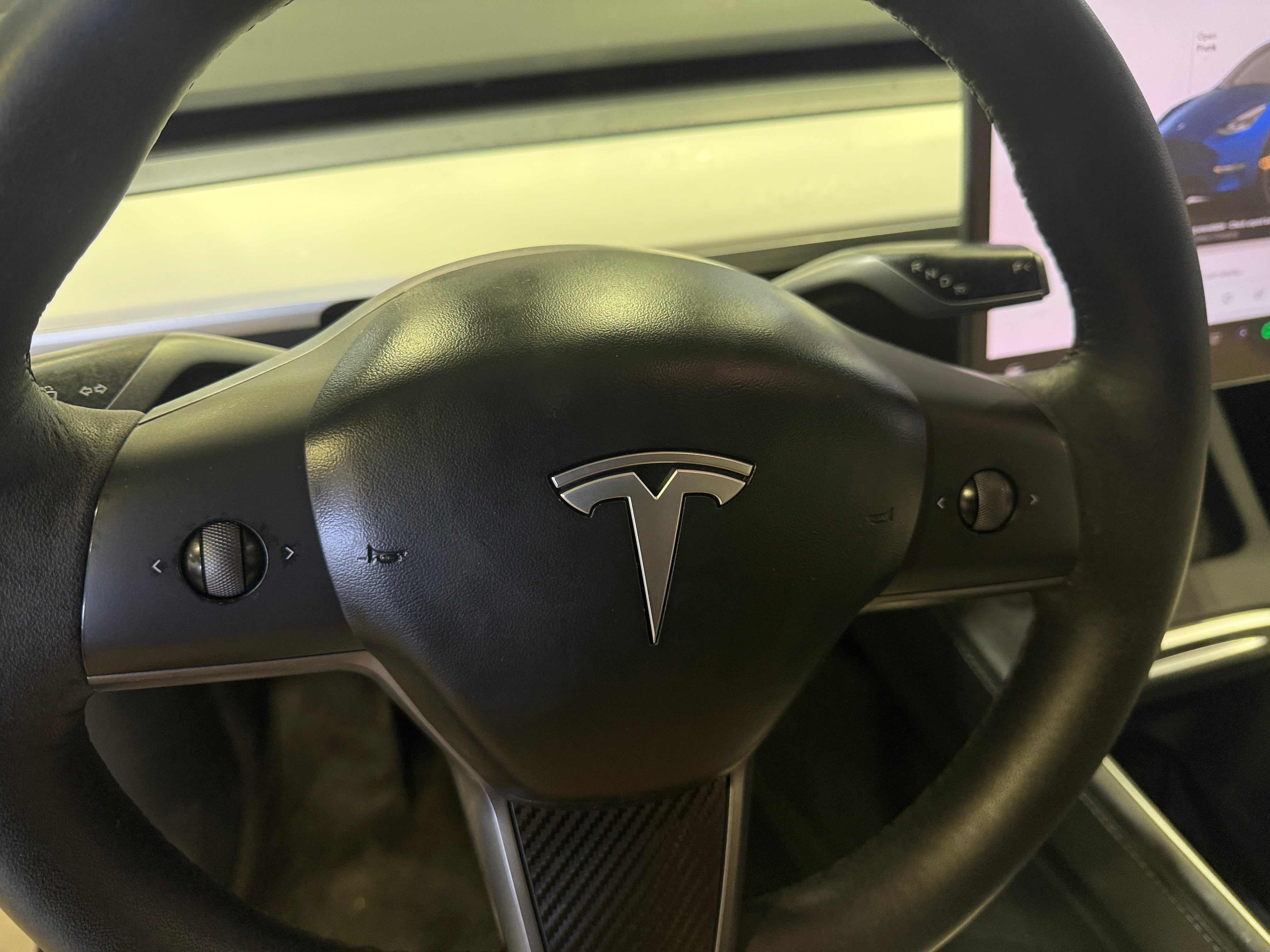 tesla model y 2023 7SAYGDEF1PF642714 image tesla model y 2023 7SAYGDEF1PF642714 image
